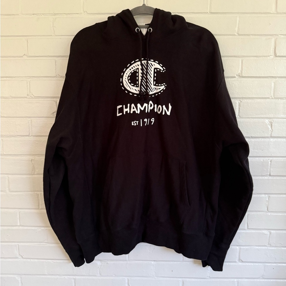 Champion Black Hoodie - Men’s XL